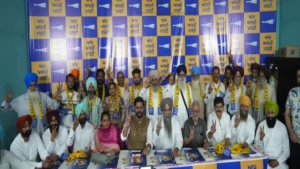 Tarn Taran Bypoll से पहले AAP को मिला बड़ा समर्थन — Ex-Servicemen, Congress और Akali नेताओं ने थामा झाड़ू