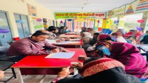 PTM पर सरकारी स्कूलों में माता-पिता की मानसिक स्वास्थ्य Checkup! Punjab शिक्षा विभाग की अनूठी पहल!