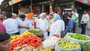 Jhabal के दुकानदारों ने ‘APP’ को दिया समर्थन, Harmeet Sandhu को भारी वोटों से जिताने का दिया भरोसा