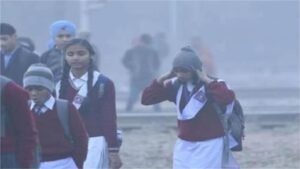 पंजाब में स्कूलों की छुटि्टयां बढ़ी:अब 13 जनवरी तक बंद रहेंगे सभी सरकारी-प्राइवेट स्कूल; ठंड-धुंध के चलते फैसला