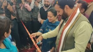 CM नायब सिंह सैनी पहुंचे कुरुक्षेत्र, राज्यव्यापी HPV टीकाकरण अभियान सहित कई योजनाओं का किया उद्घाटन