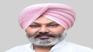 Punjab सरकार से बातचीत के बाद सफाई कर्मचारियों ने वापस ली हड़ताल : हरपाल चीमा