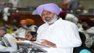 कैबिनेट मंत्री हरपाल सिंह चीमा ने पंजाब विधानसभा में भाजपा सरकार द्वारा विद्यार्थियों और लोकतांत्रिक अधिकारों पर किए जा रहे हमलों के खिलाफ प्रस्ताव किया पेश